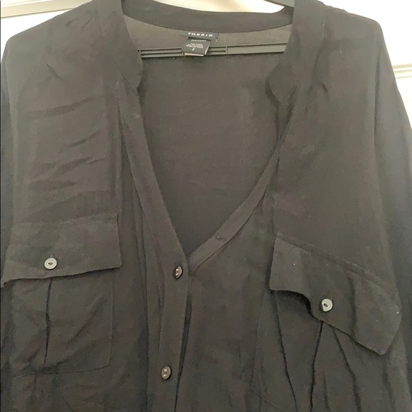 Black blouse - Picture 2 of 3